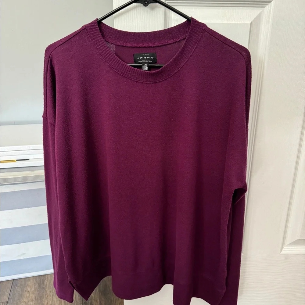 Lucky sweater size large - Picture 1 of 3